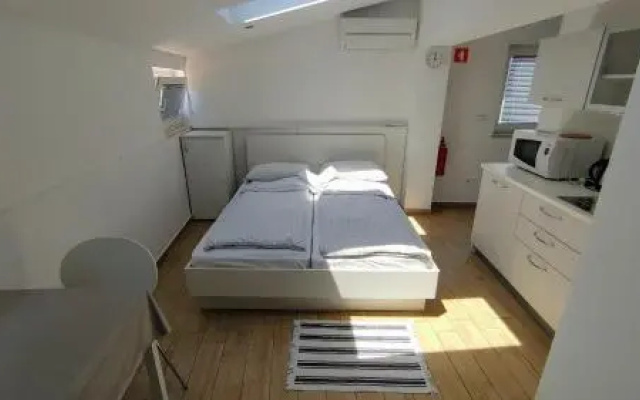 B&B Vongola Izola