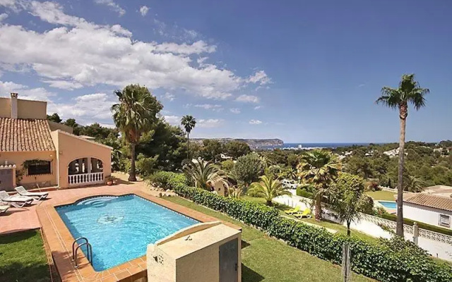 Villa Alegre