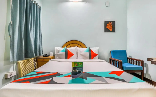 FabExpress Santhi Inn