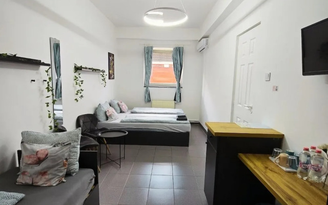Mariposa Apartments