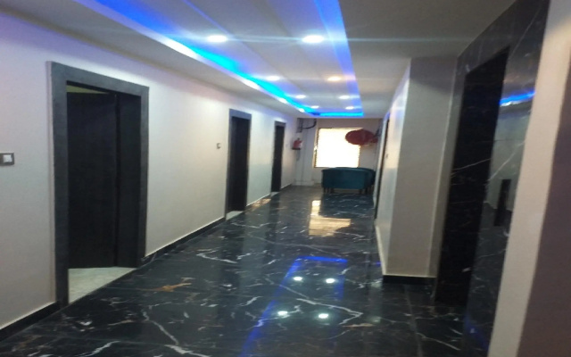 Collection O 72750 Hotel Pavani Inn