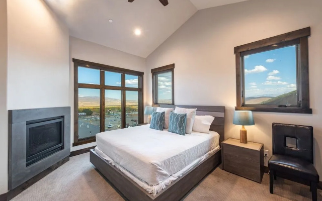 Blackstone by Canyons Village Rentals