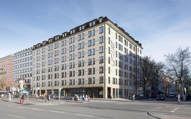 Отель Aloft Munich вид на фасад