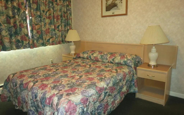 Tropicana Suite Hotel