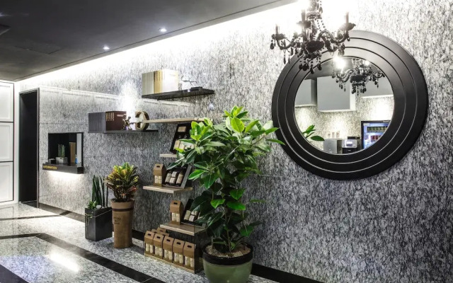Iksan Mary Hotel