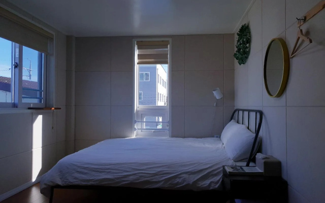Sokcho Hutte Guesthouse