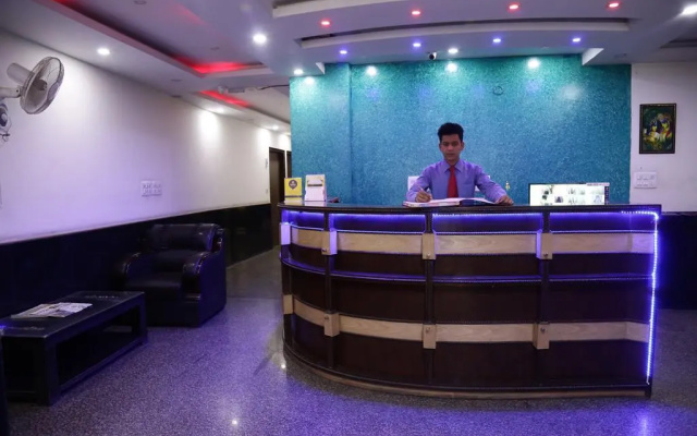 Airport Hotel Earth