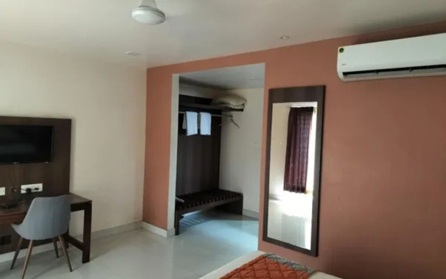 Fabhotel Elysees Services Suites