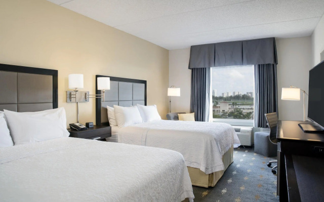 Hampton Inn by Hilton Hallandale Beach Aventura