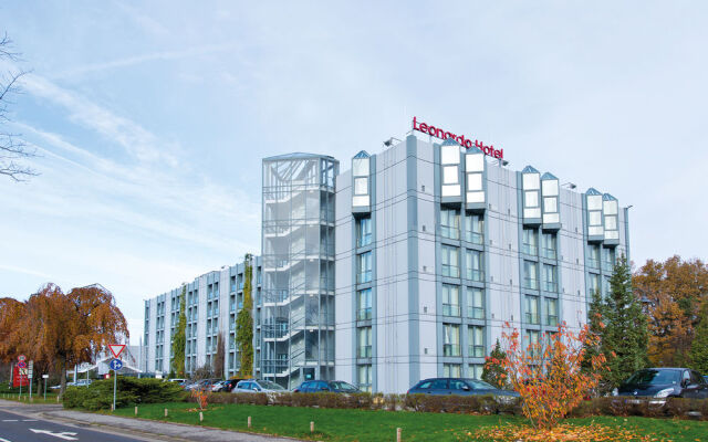 Leonardo Hotel Hannover Airport вид на фасад