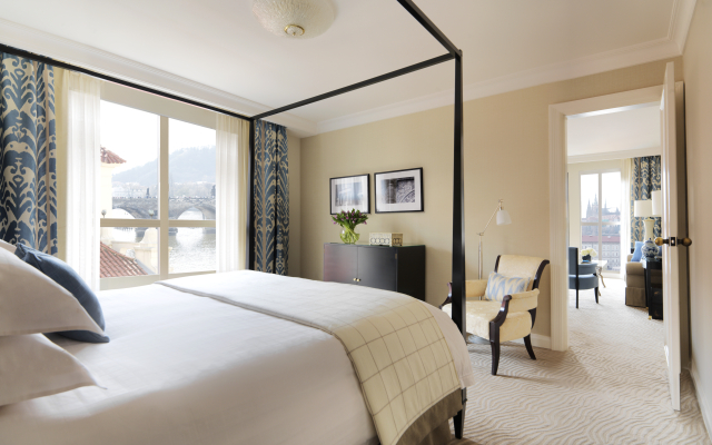 Отель Four Seasons Prague
