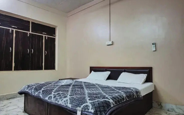 Brajrani Hotel