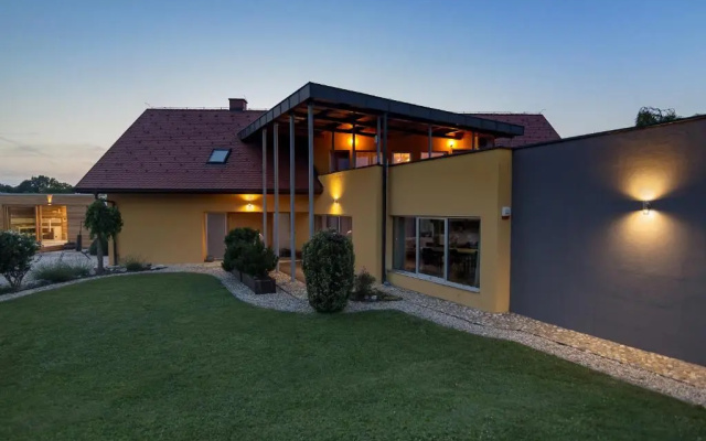 Pool Villa Prleski Raj