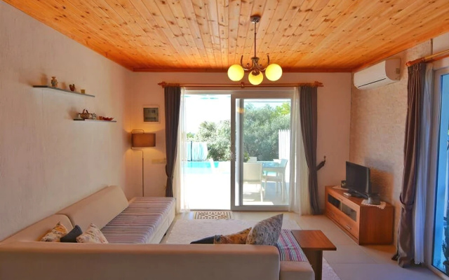 Villa Labne 1