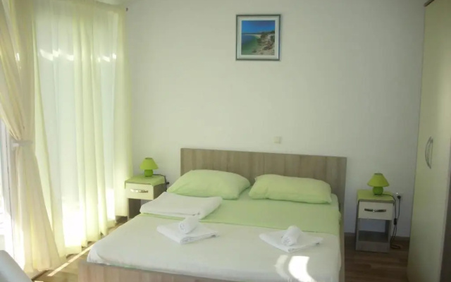 Apartments Kala