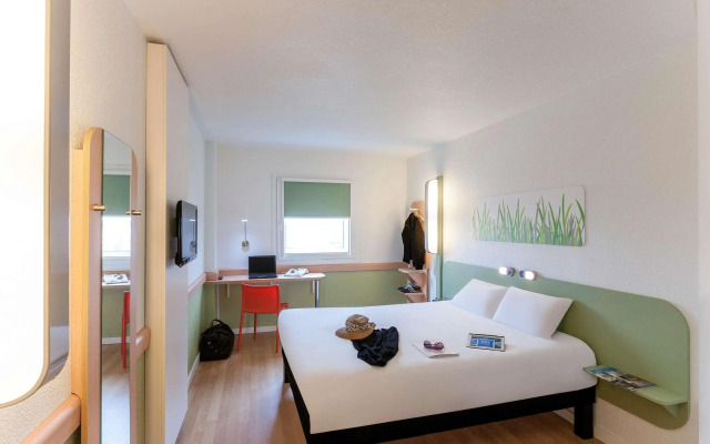 Ibis Budget Valencia Aeropuerto