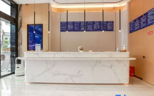 Yuecheng Four Seasons Hotel (Zunyi Majiawan Branch)