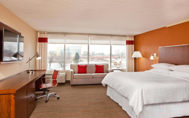 Four Points by Sheraton Cleveland Airport