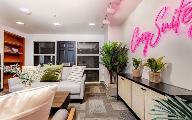 CozySuites Central West End