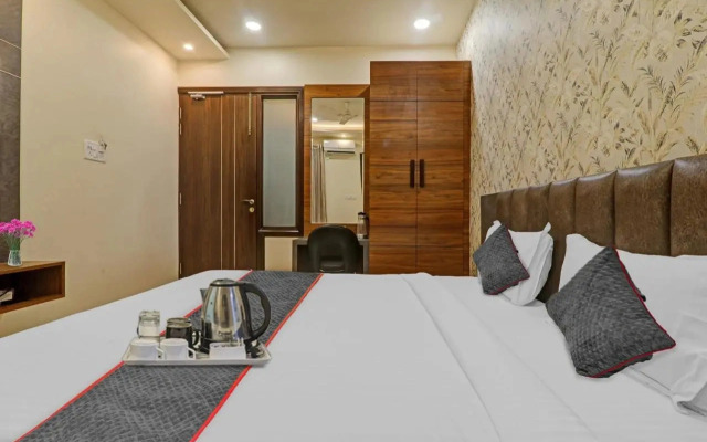 OYO Townhouse 1085 Hotel A Residency