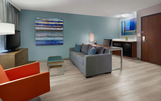 Radisson Suites Hotel Toronto Airport