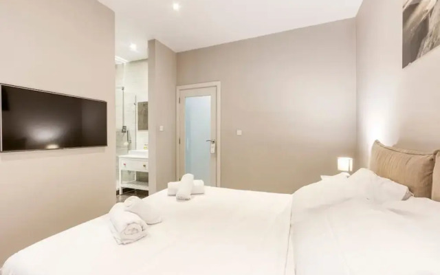 Central Msida Apartment Workspace Wi-fi A C