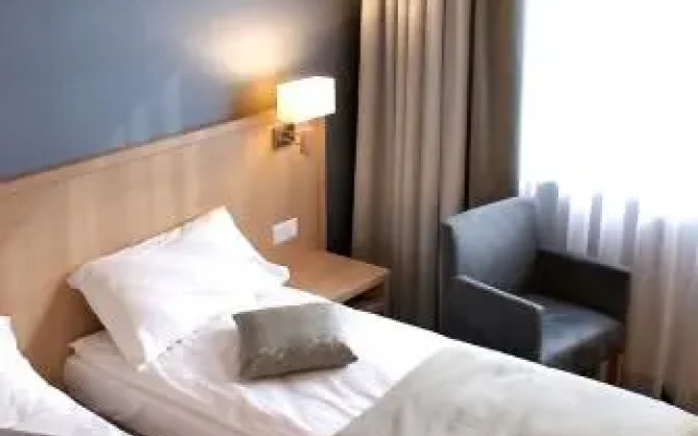 Hotel Lazur SPA & Conference