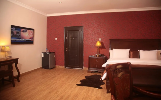 Fryburg Suites