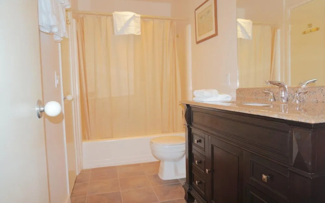 563 2 Bedroom Condo