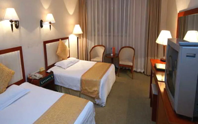 Tangshan Hotel
