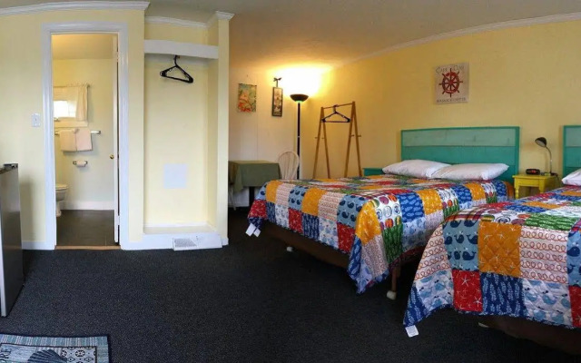The Hyannis Star Motor Inn
