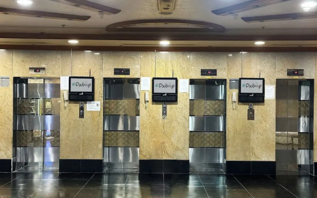 Rest Partition Room in Tecom Near Metro