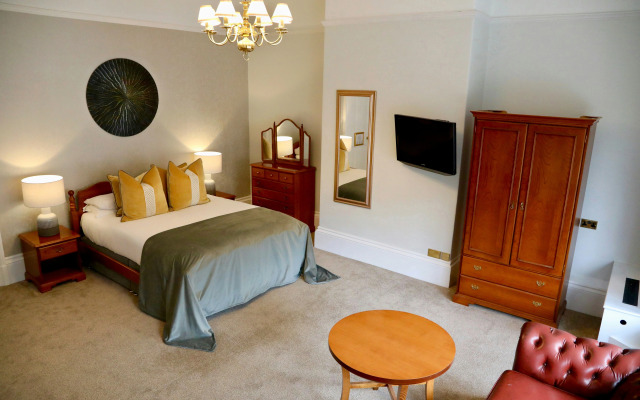 Classic Lodges - Farington Lodge
