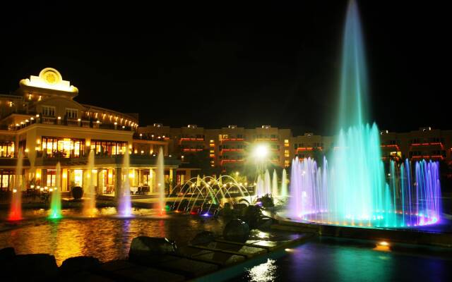 Отель Cactus Resort Sanya by Gloria вид на фасад