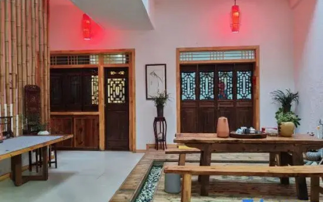 Zhuxiang Yashe(Chongzhou Jiezi Ancient Town Store)