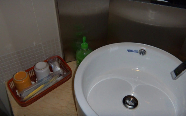 Motel 168 Wenzhou Yongning Road Branch