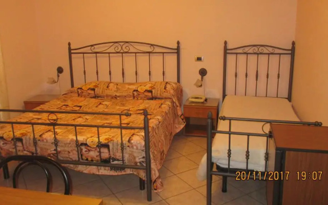 Hotel Degli Amici