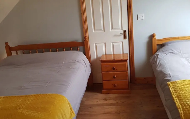 Apartment Sleeps 7 With Mezzanine
