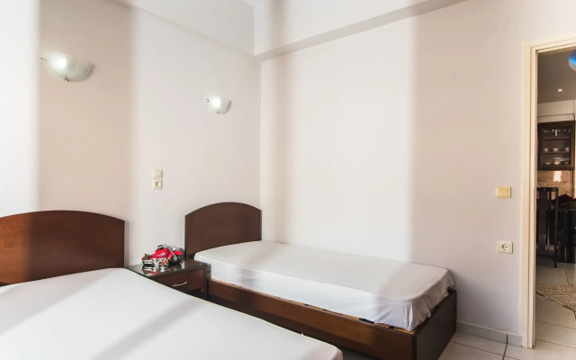 Yiannis Manos Hotel