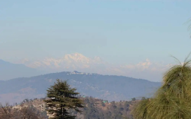 The Himalayan Living