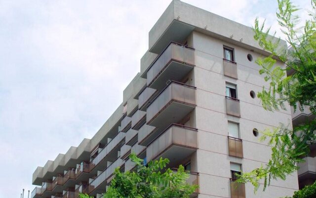 Отель Inter Apartments Испания, Салоу - отзывы, цены и фото номеров - забронировать отель Inter Apartments онлайн вид на фасад