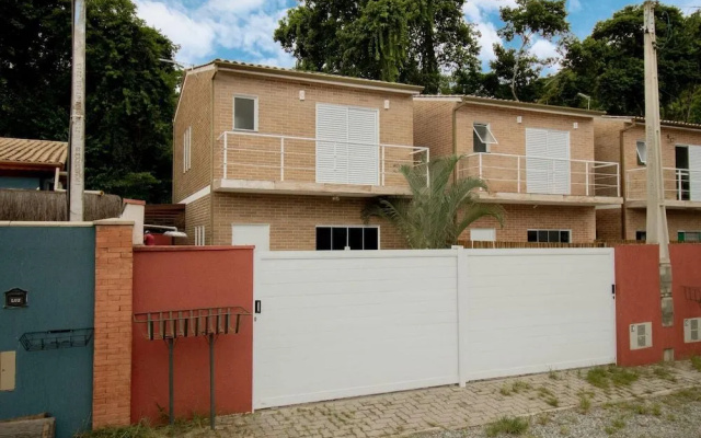 Casa Agradavel E Silenciosa, Bairro Pereque Em Ilhabela
