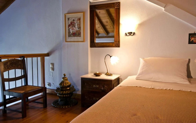 Stolios Skopelos - Euterpe Split Level Gem