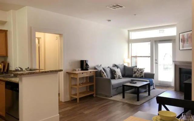 "Resort Style amenities walk to UCLA" w Pool & Parking B2