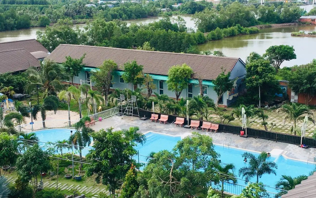 Ozon Hotel