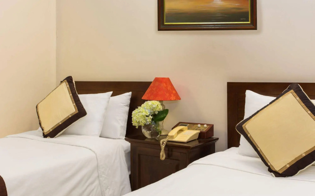 A25 Premium Hotel - 12 Pho Hue