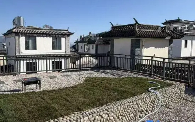 Qiuyan Homestay (Dali Erhai Lake Most Beautiful One Kilometer)