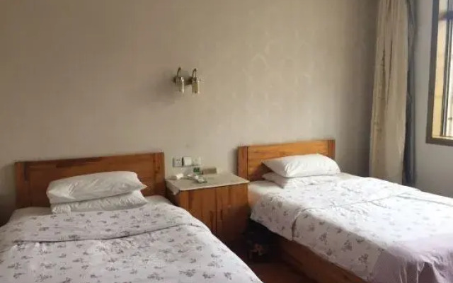 Yimeng Hotel (Songjiang Sijing Park)