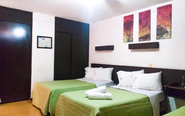 Hotel Trevi
