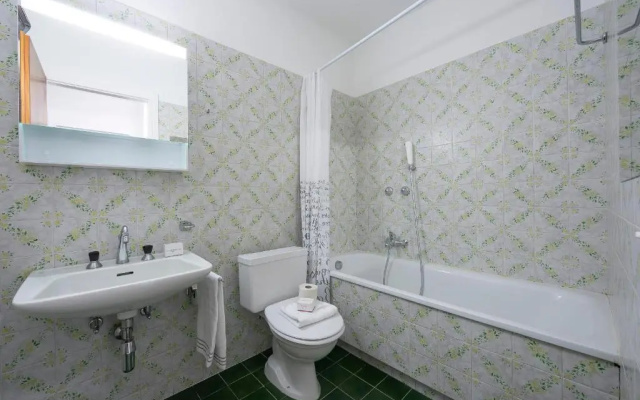 Lido Apartment